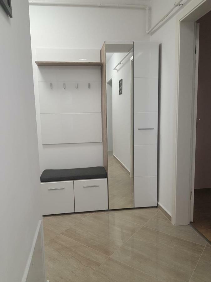 Apartament Monadin 3 Braşov Exterior foto
