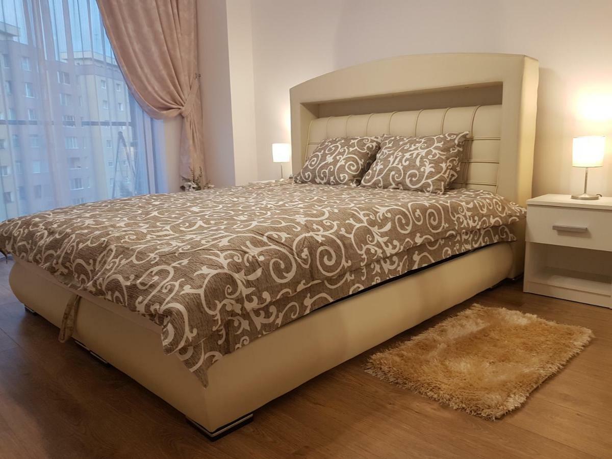 Apartament Monadin 3 Braşov Exterior foto
